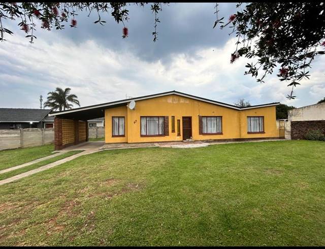 5 BEDROOM HOUSE FOR SALE IN MODDER EAST